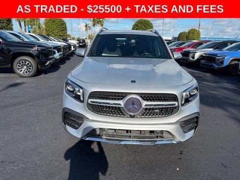 Used 2021 Mercedes-Benz GLB 250 image 2