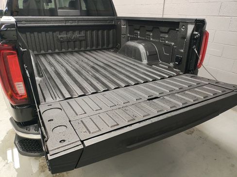 New 2026 GMC Sierra 1500 SLT w/ SLT Premium Plus Package image 21