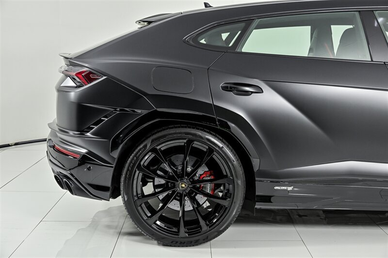 Used 2023 Lamborghini Urus S AWD/4WD image 17