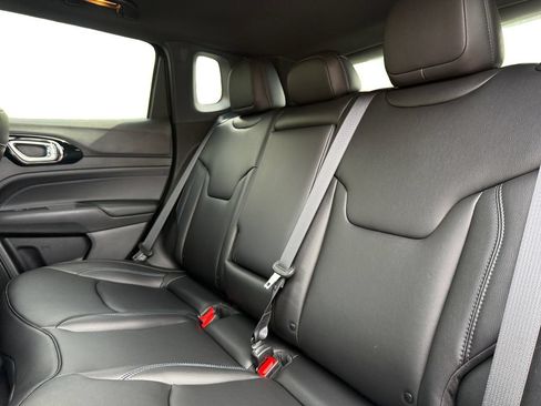 New 2026 Jeep Compass Limited AWD/4WD image 14