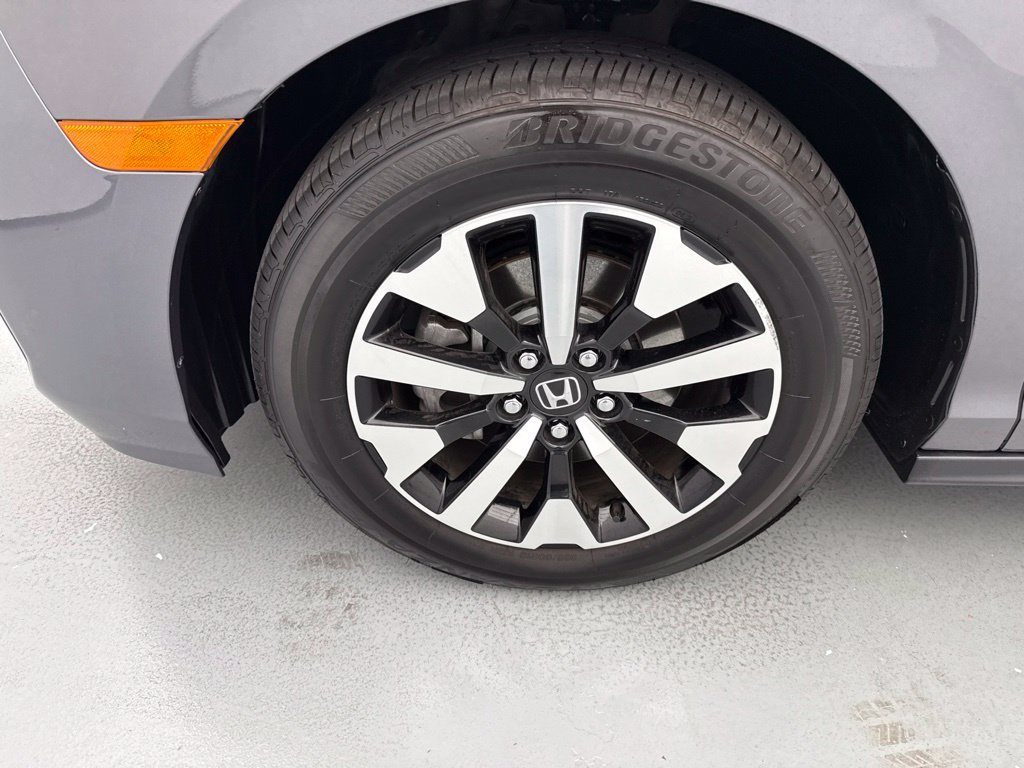 Used 2025 Honda Odyssey EX-L image 4