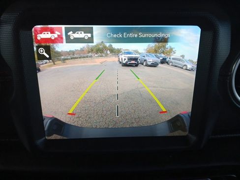 Used 2020 Jeep Gladiator Rubicon image 8