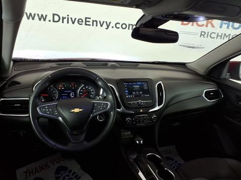 Used 2019 Chevrolet Equinox LT w/ Driver Convenience Package FWD image 10