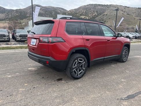 New 2026 Jeep Cherokee Laredo image 3