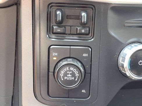Used 2022 Ford F150 XLT w/ Equipment Group 302A High AWD/4WD image 19