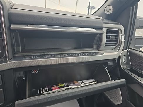 Used 2024 Ford F350 Platinum image 30