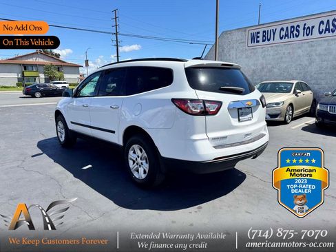Used 2017 Chevrolet Traverse LS FWD image 1