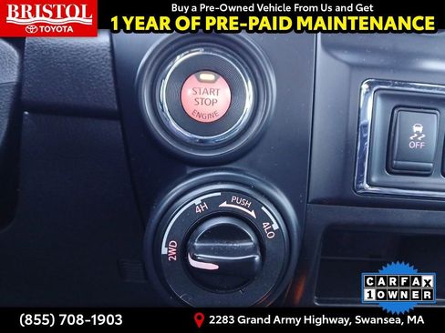 Used 2019 Nissan Titan SL w/ Midnight Edition image 32