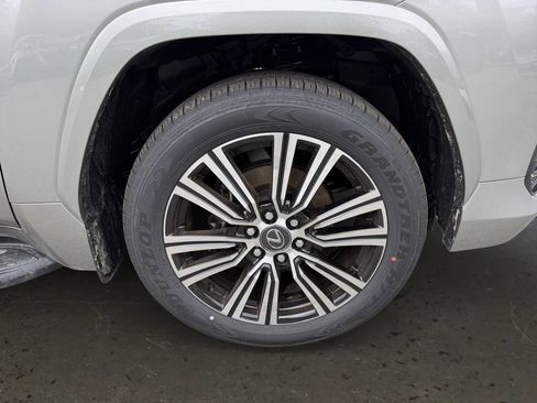New 2026 Lexus LX 600 4WD w/ Luxury Package image 26