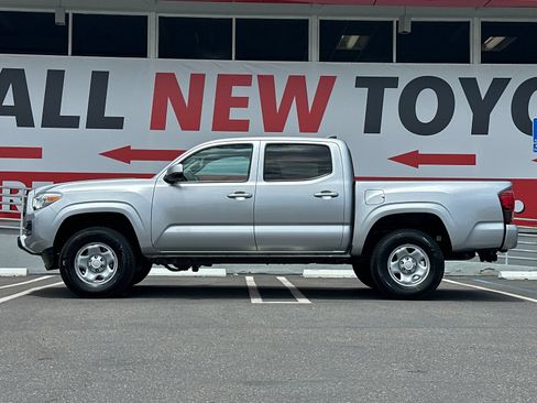 Used 2023 Toyota Tacoma SR AWD/4WD image 2