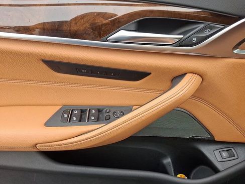 Used 2018 BMW 540i xDrive 540i xDrive image 13