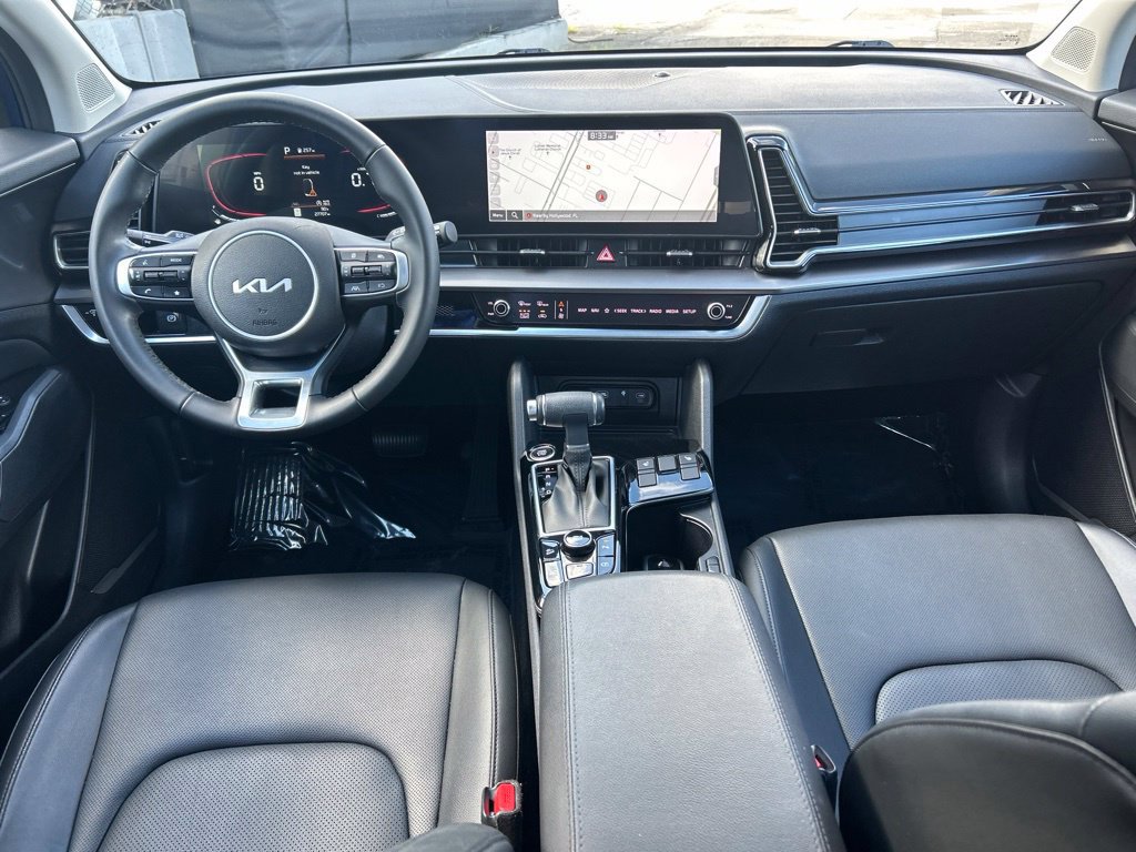 Used 2025 Kia Sportage EX FWD image 32