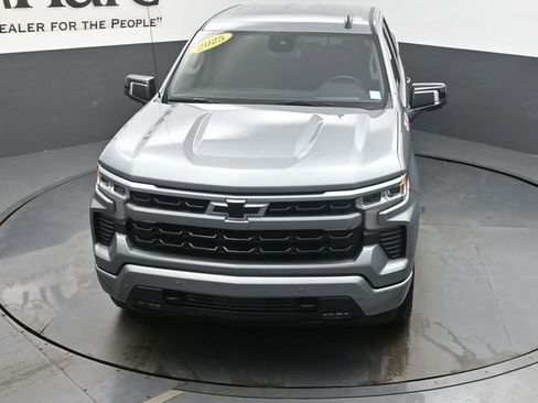 Used 2025 Chevrolet Silverado 1500 RST AWD/4WD image 57