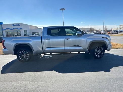 Used 2024 Toyota Tundra Limited image 2
