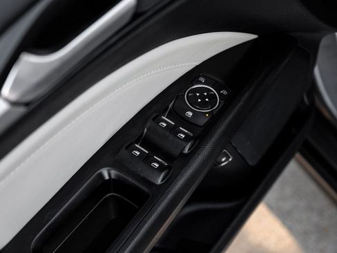 Used 2017 Ford Fusion Titanium image 57