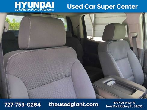 Used 2018 Chevrolet Silverado 1500 LT w/ All Star Edition RWD image 6