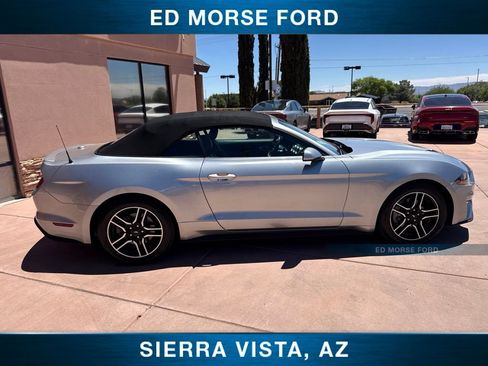 Used 2022 Ford Mustang Premium RWD image 10