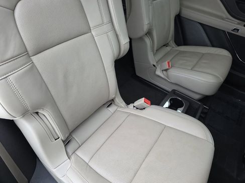 Used 2023 Lincoln Aviator Reserve w/ Elements Package Plus image 22