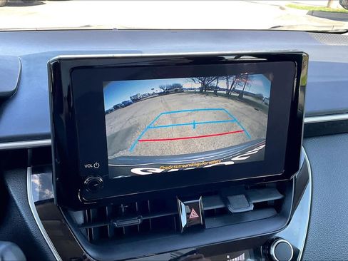 Used 2024 Toyota Corolla LE image 27