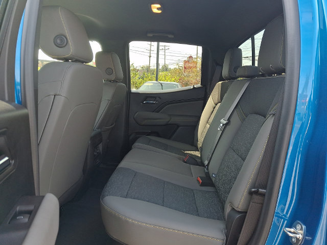 Used 2023 Chevrolet Colorado ZR2 AWD/4WD image 10