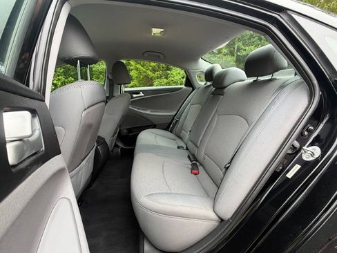 Used 2011 Hyundai Sonata GLS FWD image 13