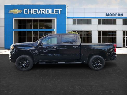 New 2026 Chevrolet Silverado 1500 Custom Trail Boss w/ Turbomax Blackout Package AWD/4WD image 2