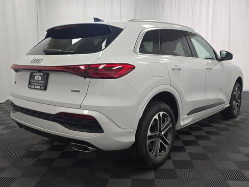 New 2025 Audi Q5 Premium image 6