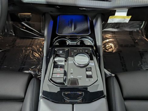 Used 2025 BMW 530i xDrive w/ M Sport Package image 37