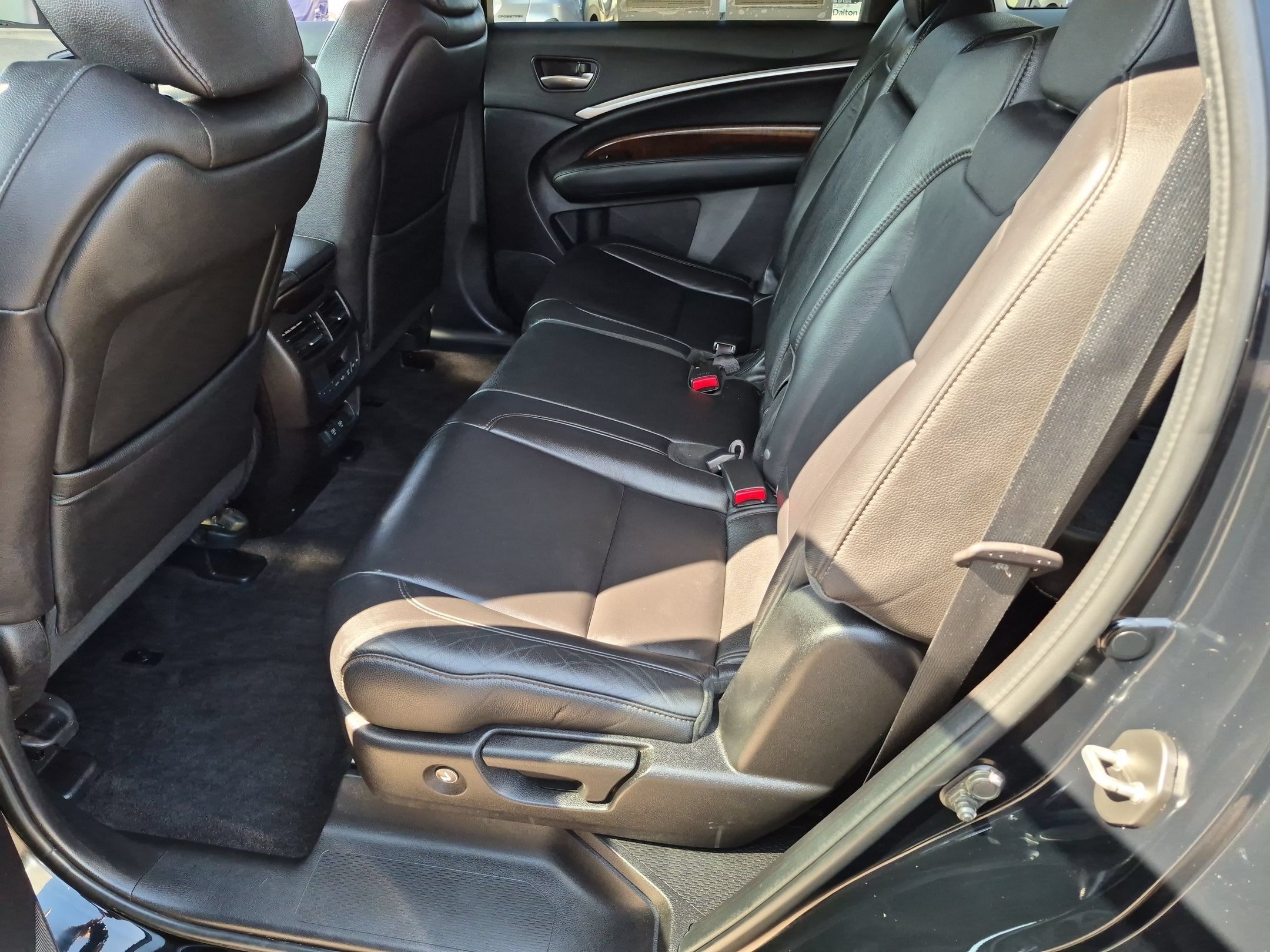 Used 2018 Acura MDX w/ Technology Package FWD image 16