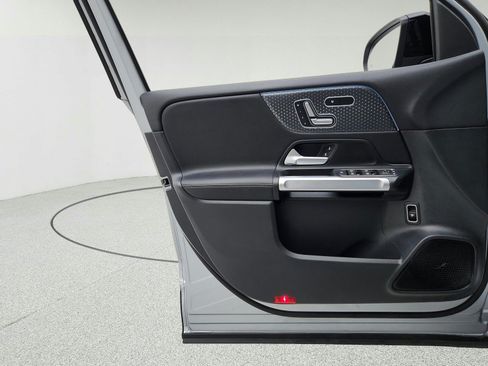 Certified 2026 Mercedes-Benz GLB 250 image 25