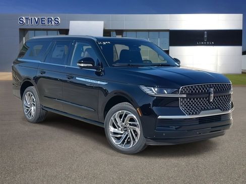 New 2025 Lincoln Navigator L Reserve image 1