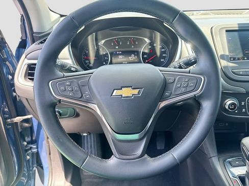 Used 2024 Chevrolet Equinox LT AWD/4WD image 11