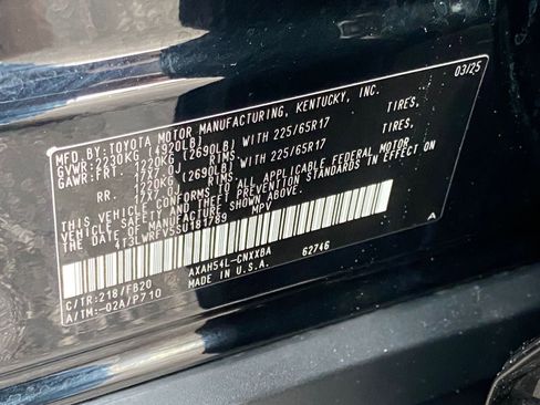 Used 2025 Toyota RAV4 LE image 29