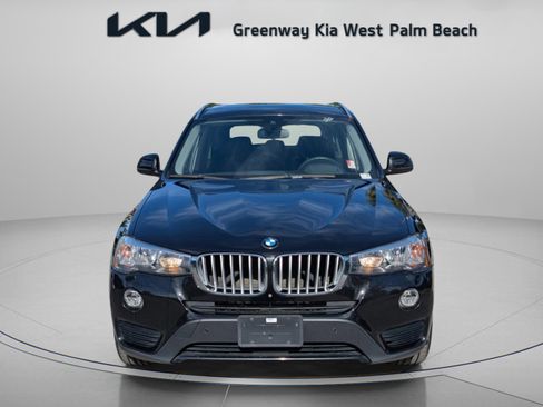 Used 2017 BMW X3 xDrive28i image 3