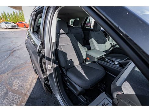 New 2026 Ford Explorer Active AWD/4WD image 19