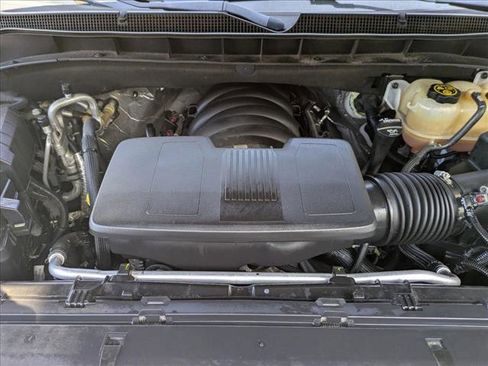 Used 2022 Chevrolet Suburban Premier image 22