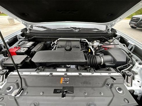 New 2025 GMC Canyon Elevation w/ Convenience Package image 12