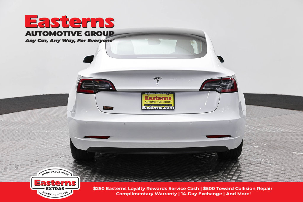Used 2020 Tesla Model 3 Standard Range RWD image 7