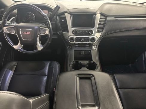 Used 2019 GMC Yukon XL SLT w/ Graphite Performance Edition RWD image 26
