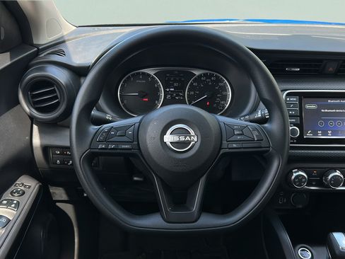 Certified 2025 Nissan Kicks Play S FWD image 18