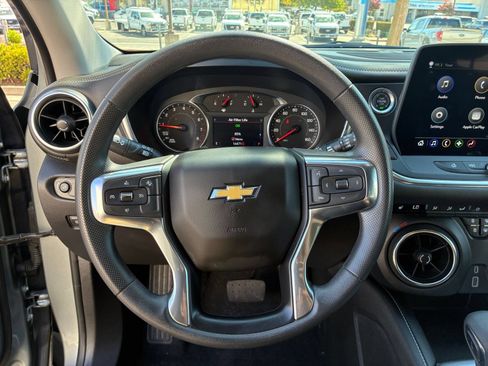 Used 2026 Chevrolet Blazer LT AWD/4WD image 29