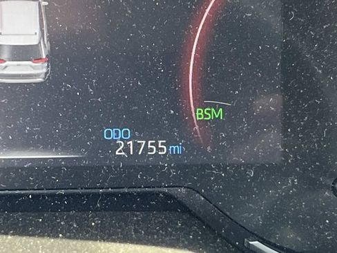 Used 2025 Toyota RAV4 XLE AWD/4WD image 13