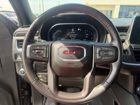 Used 2022 GMC Yukon AT4 AWD/4WD image 31