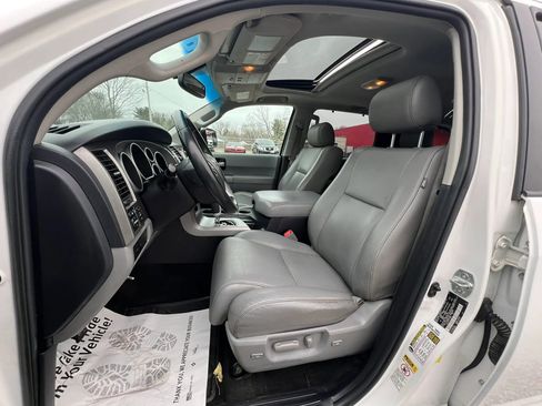 Used 2015 Toyota Sequoia Limited image 11