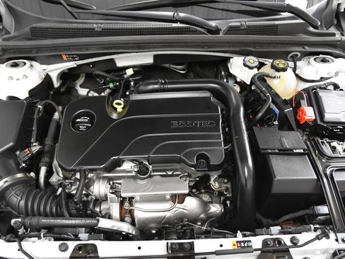 Used 2024 Chevrolet Malibu LT FWD image 37