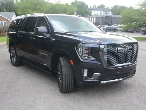 Used 2024 GMC Yukon XL Denali Ultimate AWD/4WD image 6