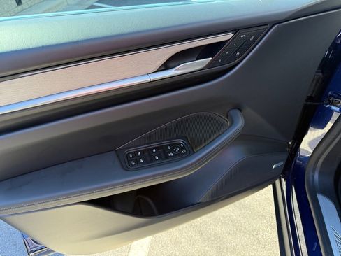 Certified 2024 Porsche Macan 4 Electric image 21