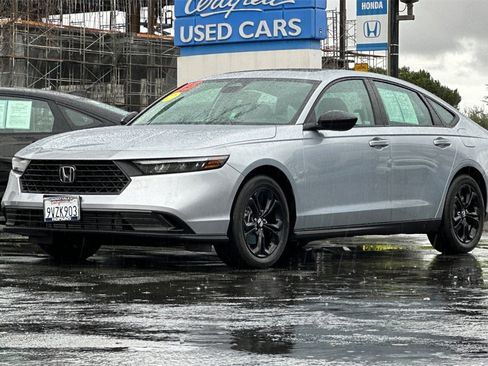 Certified 2025 Honda Accord SE image 7