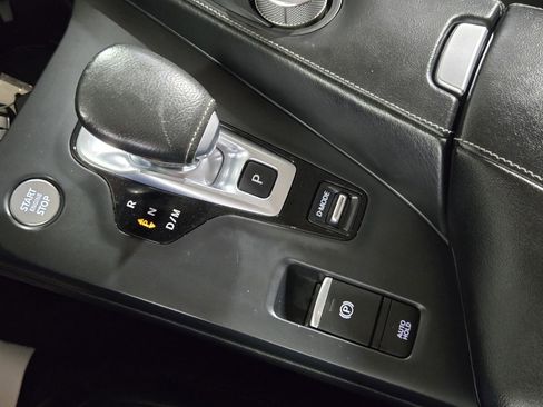 Used 2020 INFINITI QX50 Luxe w/ Navigation Package image 18