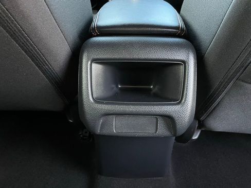 Certified 2024 Honda HR-V Sport image 36